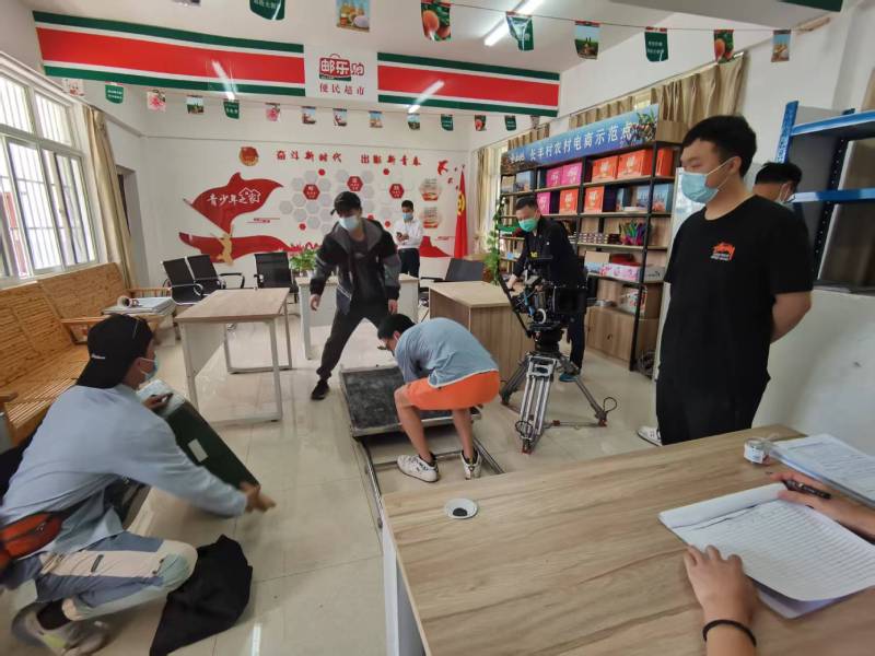 一支视频激活品牌生命力｜新浦区产品视频拍摄公司的创意魔法秀